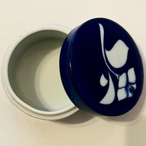 Vintage Gallo Hand-painted Camelia Porcelain Box